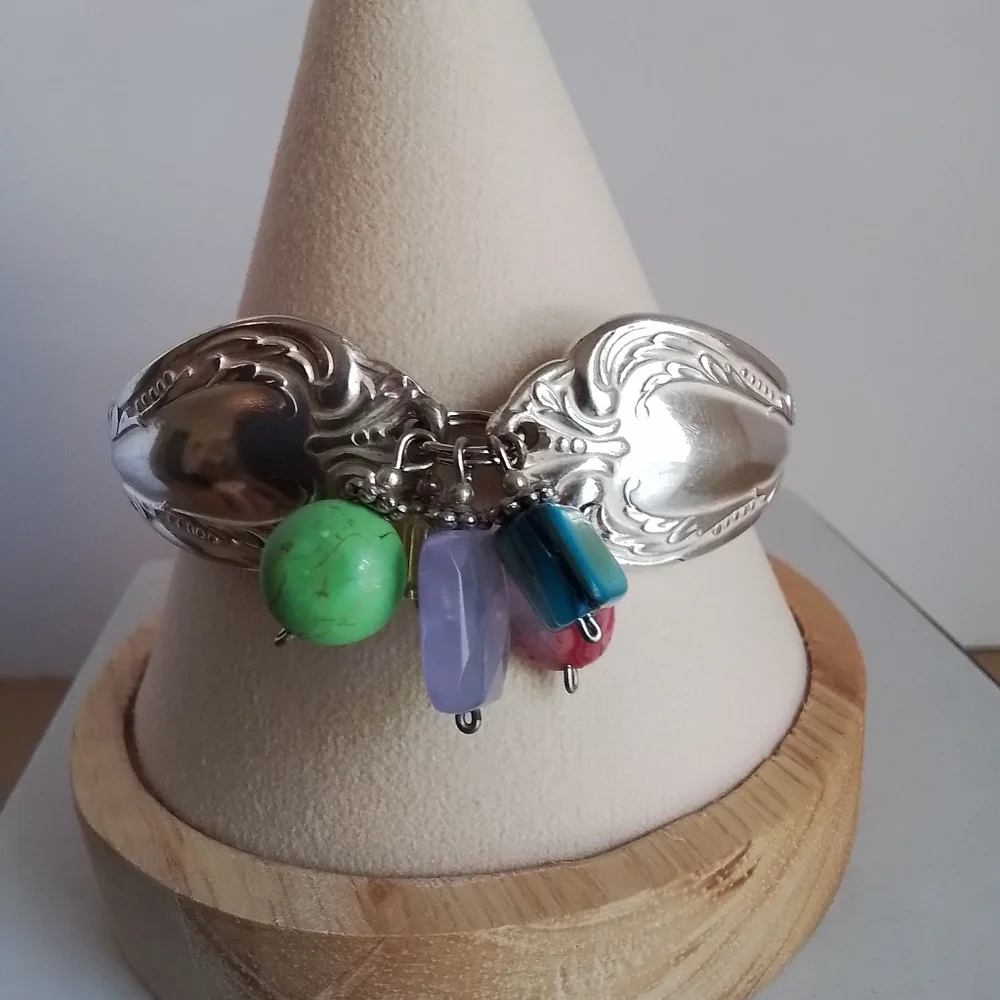 Vintage Oneida Handmade Spoon Bracelet With Gemstones - Picture 2 of 7